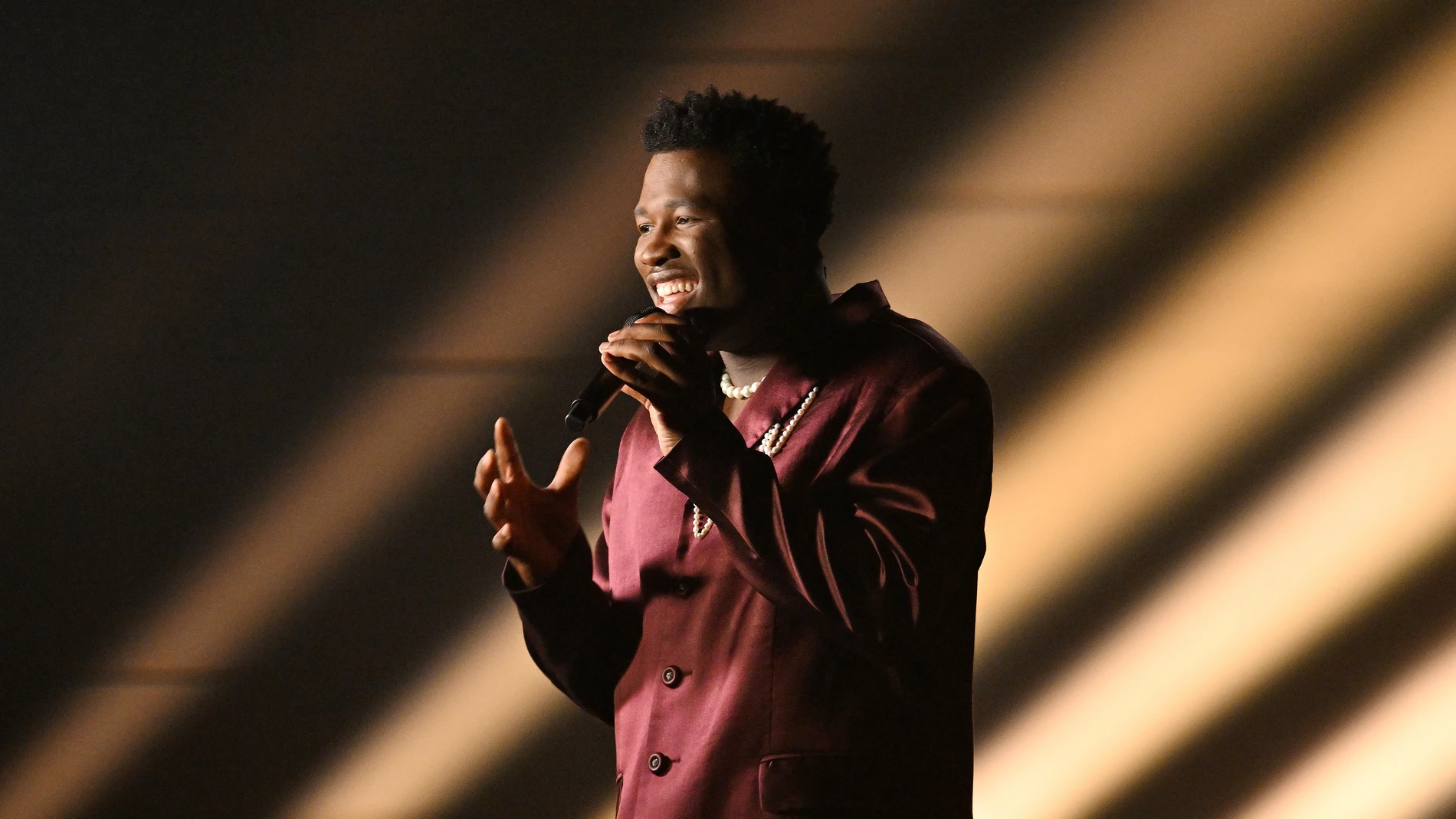 Claude, representante de Países Bajos, en la primera semifinal de Eurovisión 2025 Claude, representante de Países Bajos, en la primera semifinal de Eurovisión 2025