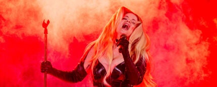 Erika Vikman, representante de Finlandia en Eurovisión 2025, en un ensayo