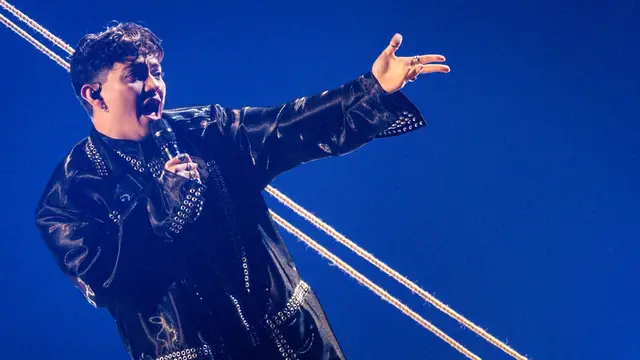 El austriaco JJ durante la semifinal de Eurovisión