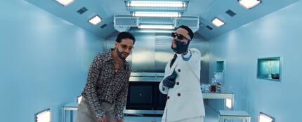 C. Tangana y Mora en el videoclip de 'Droga' C. Tangana y Mora en el videoclip de 'Droga'