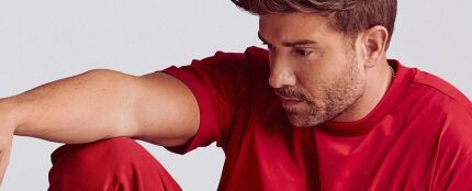 Pablo Alborán en la portada de 'KM0'