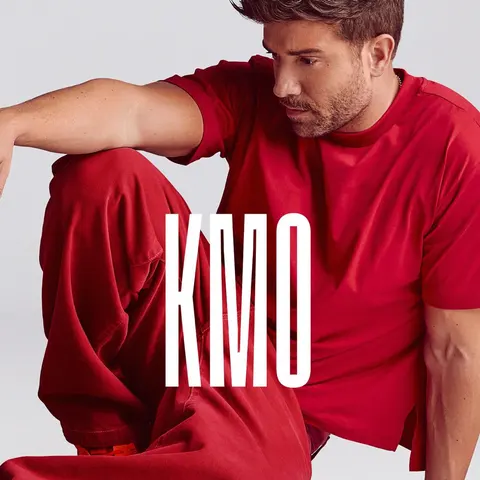 Pablo Alborán en la portada de 'KM0' Pablo Alborán en la portada de 'KM0'