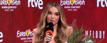 Melody en la rueda de prensa tras Eurovisión