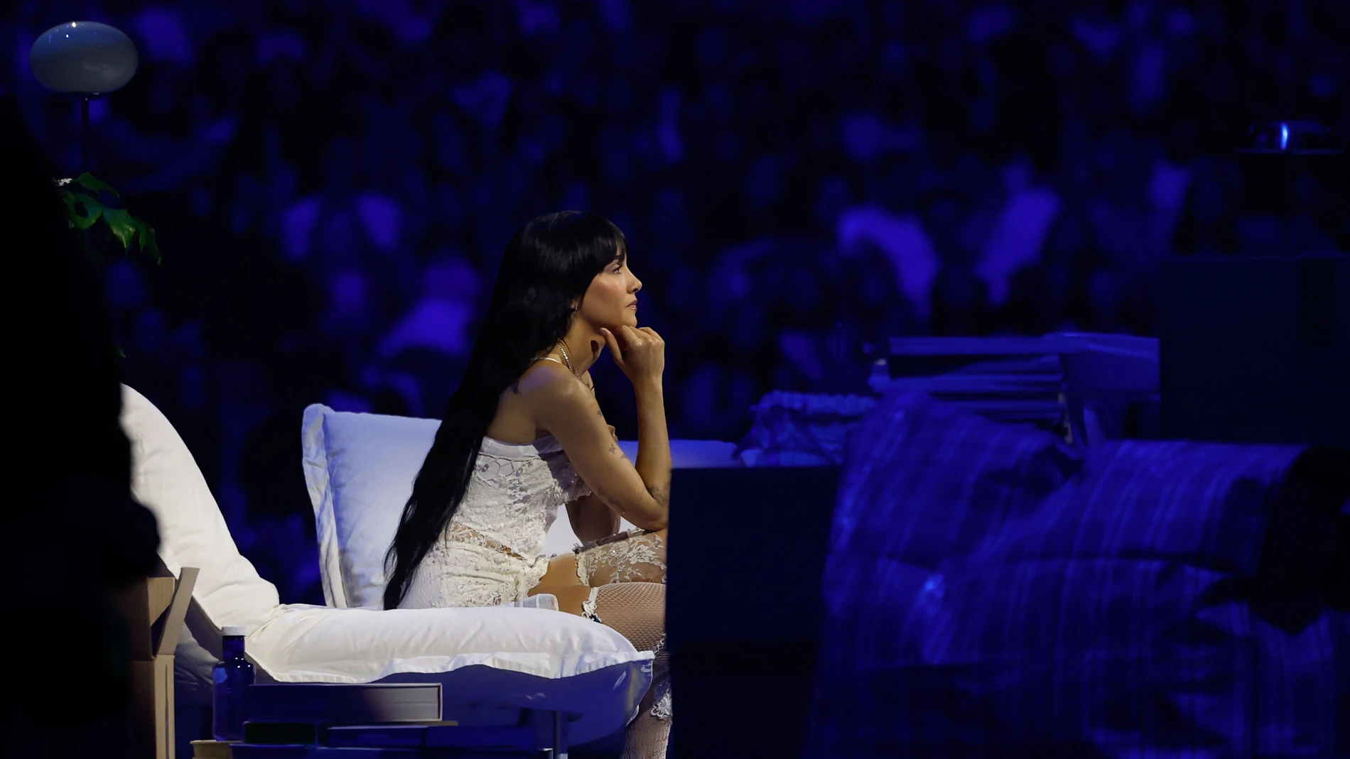 Aitana, durante la escucha del disco 'Cuarto Azul' en el Movistar Arena de Madrid. Aitana, durante la escucha del disco 'Cuarto Azul' en el Movistar Arena de Madrid.