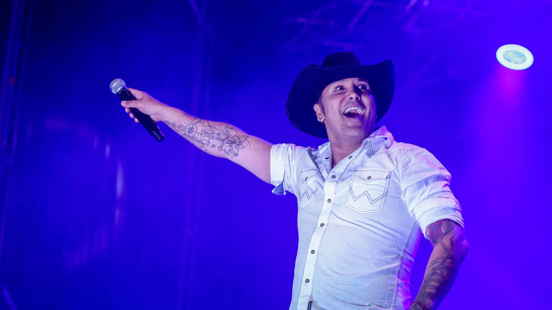 Coyote Dax Coyote Dax