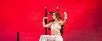 Lola Índigo en su concierto en el estadio Metropolitano de Madrid