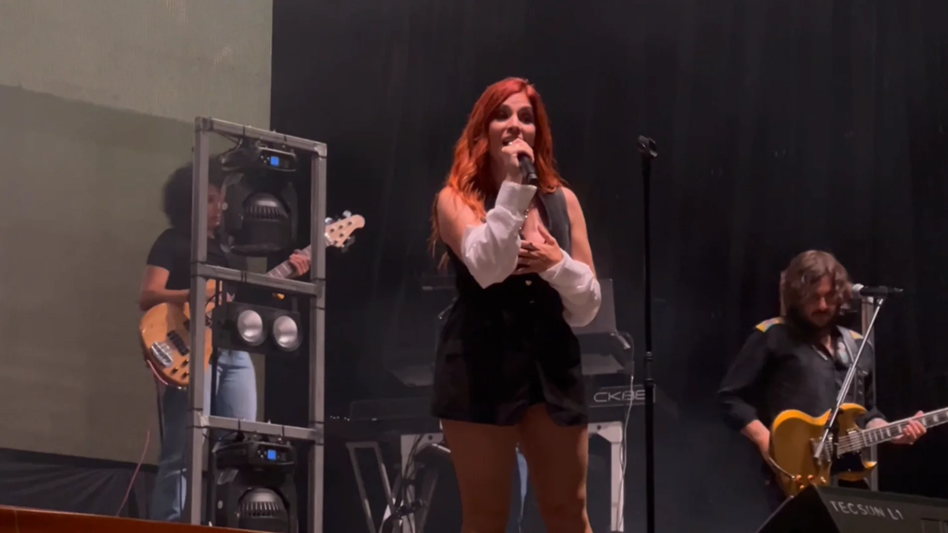 Leire Martínez en su concierto en León con Europa FM Leire Martínez en su concierto en León con Europa FM