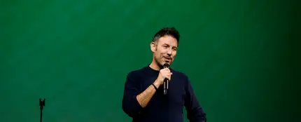 Quién es Iñaki Urrutia, el humorista que canta con Goyo Jiménez en 'Tu cara me suena' Quién es Iñaki Urrutia, el humorista que canta con Goyo Jiménez en 'Tu cara me suena'
