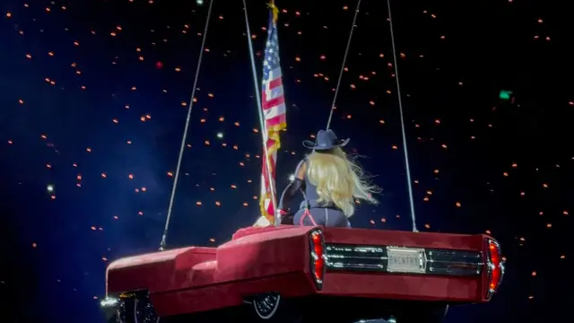Beyoncé se lleva el gran susto de la gira durante su concierto en Houston