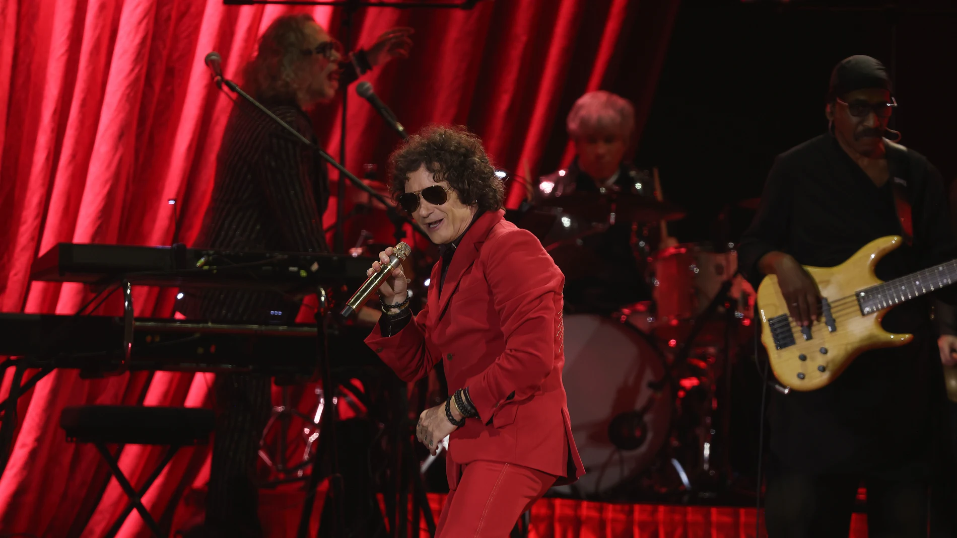 Enrique Bunbury en su concierto en Quito Enrique Bunbury en su concierto en Quito