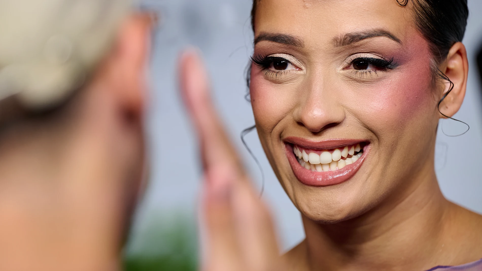 Chanel en la fiesta Rainbow Chanel en la fiesta Rainbow