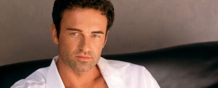 Julian McMahon