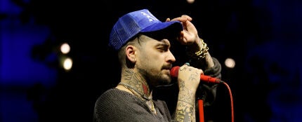 Zayn Malik reflexiona sobre el racismo que sufrió con One Direction en 'Fuchsia Sea' Zayn Malik reflexiona sobre el racismo que sufrió con One Direction en 'Fuchsia Sea'