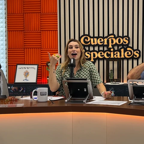 Eva grita a una nube Eva grita a una nube