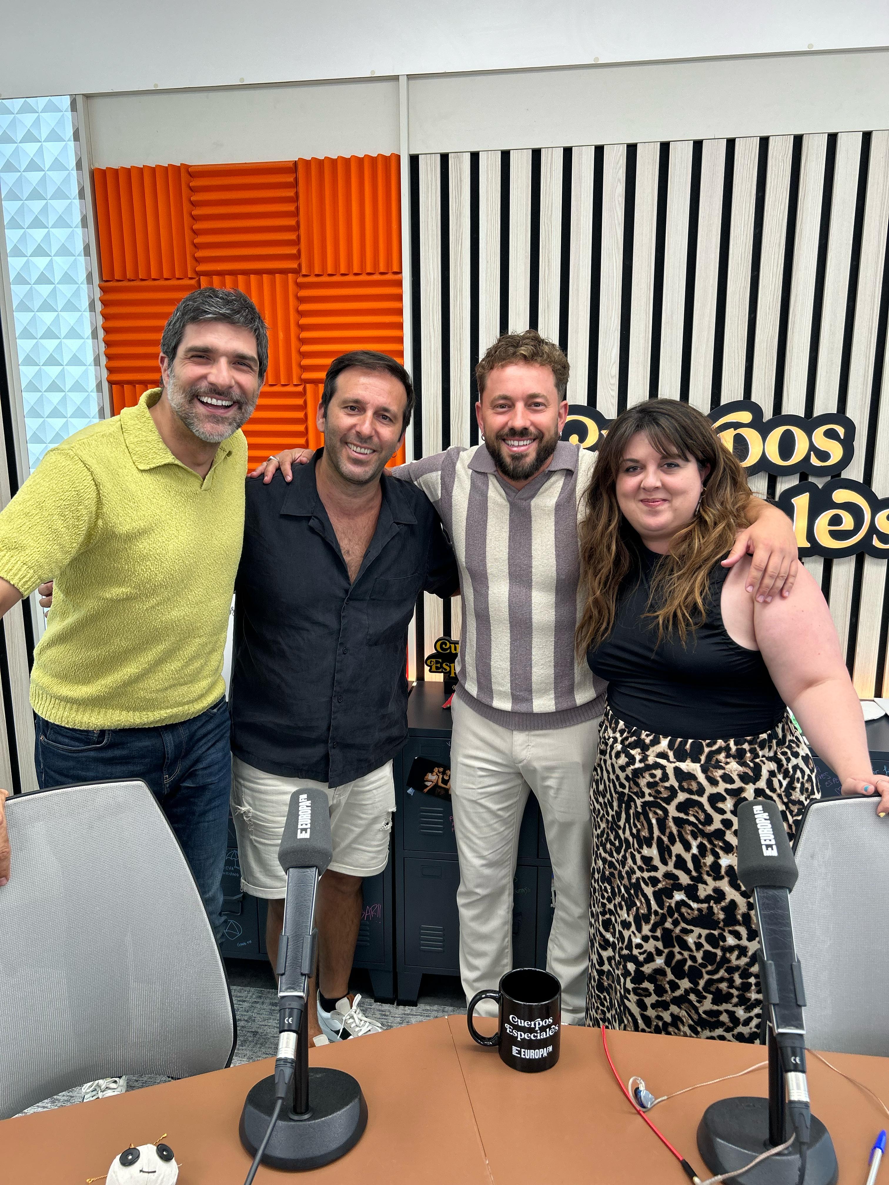 La entrevista a Los Caños en Cuerpos especiales — Cuerpos especiales cover