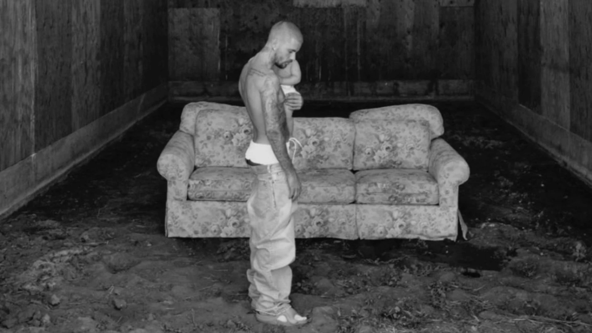 Justin Bieber estrena su nuevo disco 'SWAG' Justin Bieber estrena su nuevo disco 'SWAG'