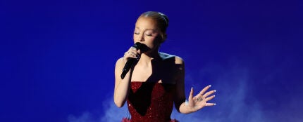 Ariana Grande en los Premios Oscar 2025