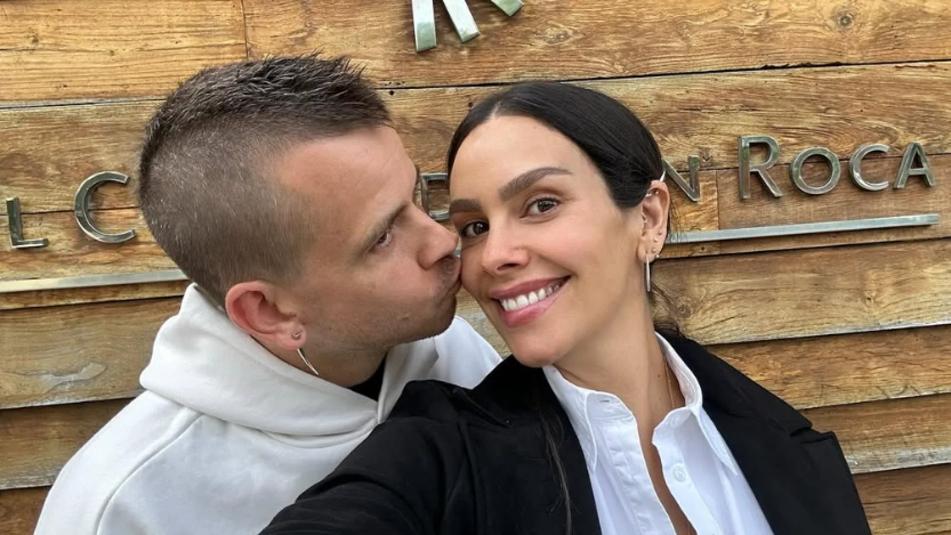 Cristina Pedroche y Dabiz Muñoz dan la bienvenida a Isai, su segundo hijo Cristina Pedroche y Dabiz Muñoz dan la bienvenida a Isai, su segundo hijo