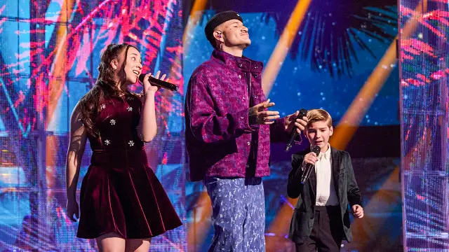 Kapo canta ‘Uwaie’ junto a Geraldine y Lucas y pone en pie el plató de La Voz Kids