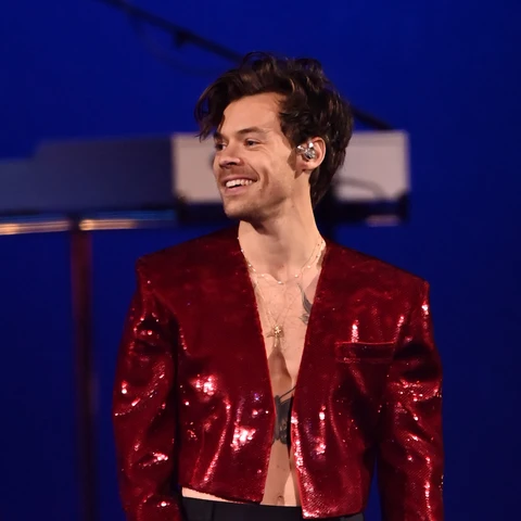 Harry Styles actuando en los BRIT Awards 2023 Harry Styles actuando en los BRIT Awards 2023