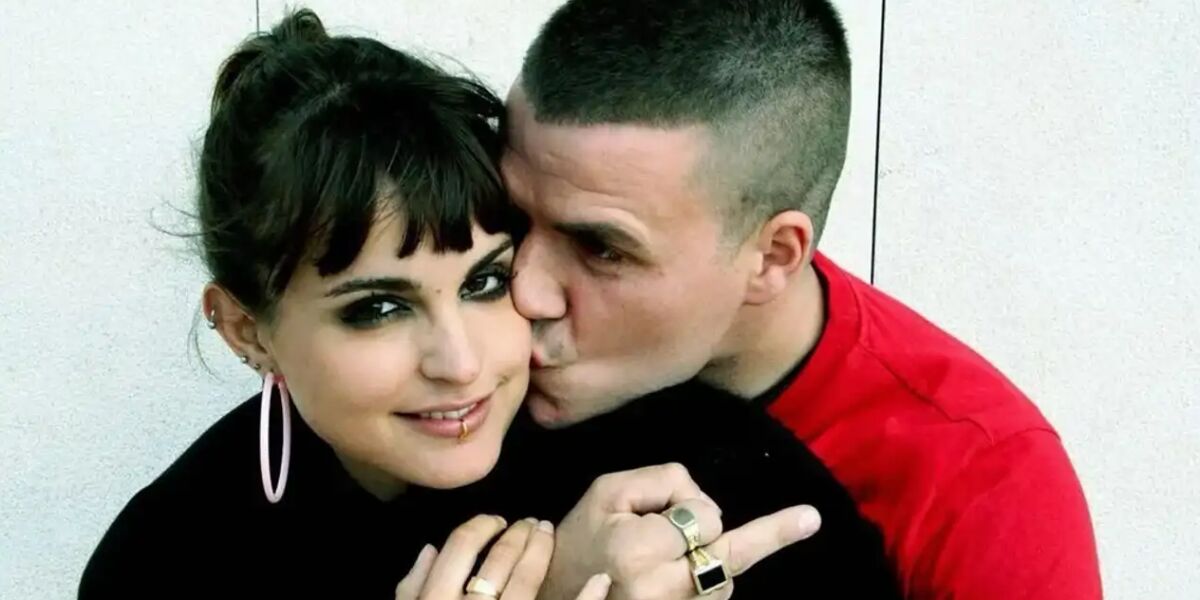Dani Martín y Verónica Echegui, en la película 'Yo Soy La Juani' (2006).