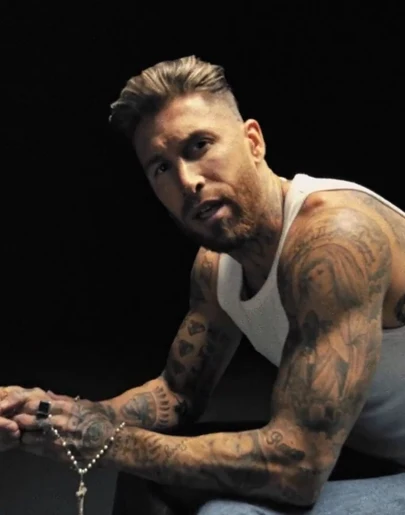 Sergio Ramos en el vídeo de 'Cibeles', una canción dedicada al Real Madrid Sergio Ramos en el vídeo de 'Cibeles', una canción dedicada al Real Madrid