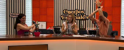 Espido Freire con Eva Soriano y Nacho García en Cuerpos especiales Espido Freire con Eva Soriano y Nacho García en Cuerpos especiales