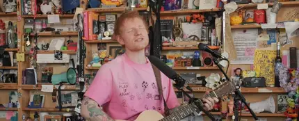 Ed Sheeran en su Tiny Desk Concert Ed Sheeran en su Tiny Desk Concert