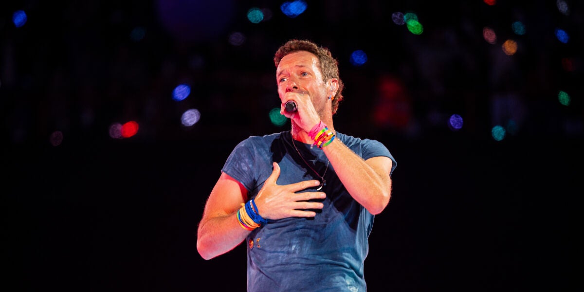 Chris Martin de Coldplay en un concierto del 'Music of the Spheres World Tour'