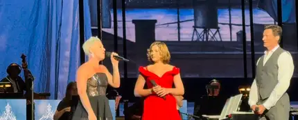 P!nk, Willow y Hugh Jackman en el concierto From New York, With Love. P!nk, Willow y Hugh Jackman en el concierto From New York, With Love.