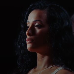 Chanel y Lapili, en el videoclip de Matahari