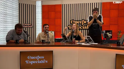 Niña Polaca con Eva Soriano y Nacho García en 'Cuerpos especiales' Niña Polaca con Eva Soriano y Nacho García en 'Cuerpos especiales'