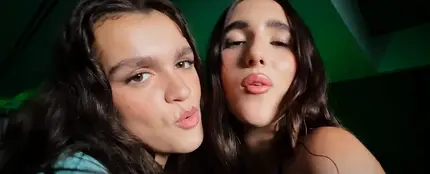 Amaia y Judeline en el videoclip de 'Com Você', su colaboración Amaia y Judeline en el videoclip de 'Com Você', su colaboración