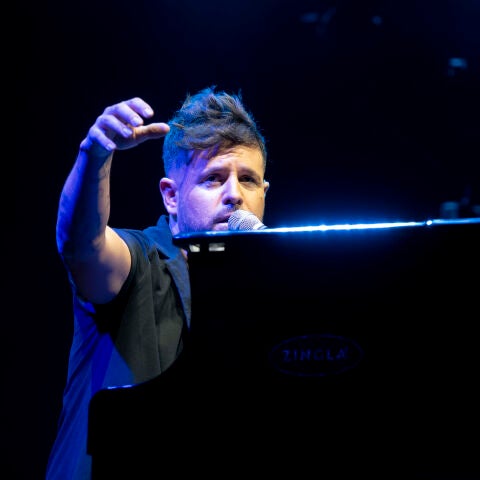 Pablo López en el concierto de Europa FM de las Fiestas del Pilar de Zaragoza