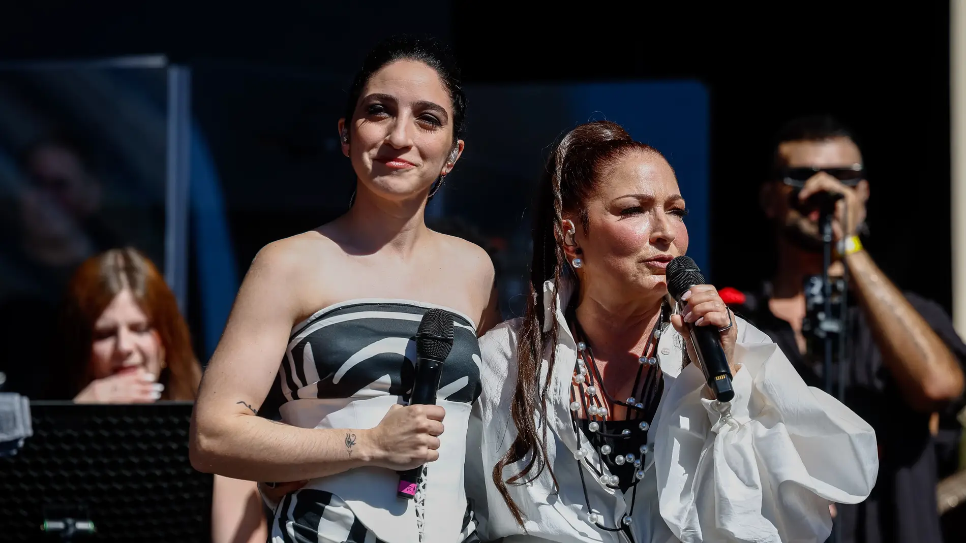 Gloria Estefan y su hija Emily Estefan Gloria Estefan y su hija Emily Estefan