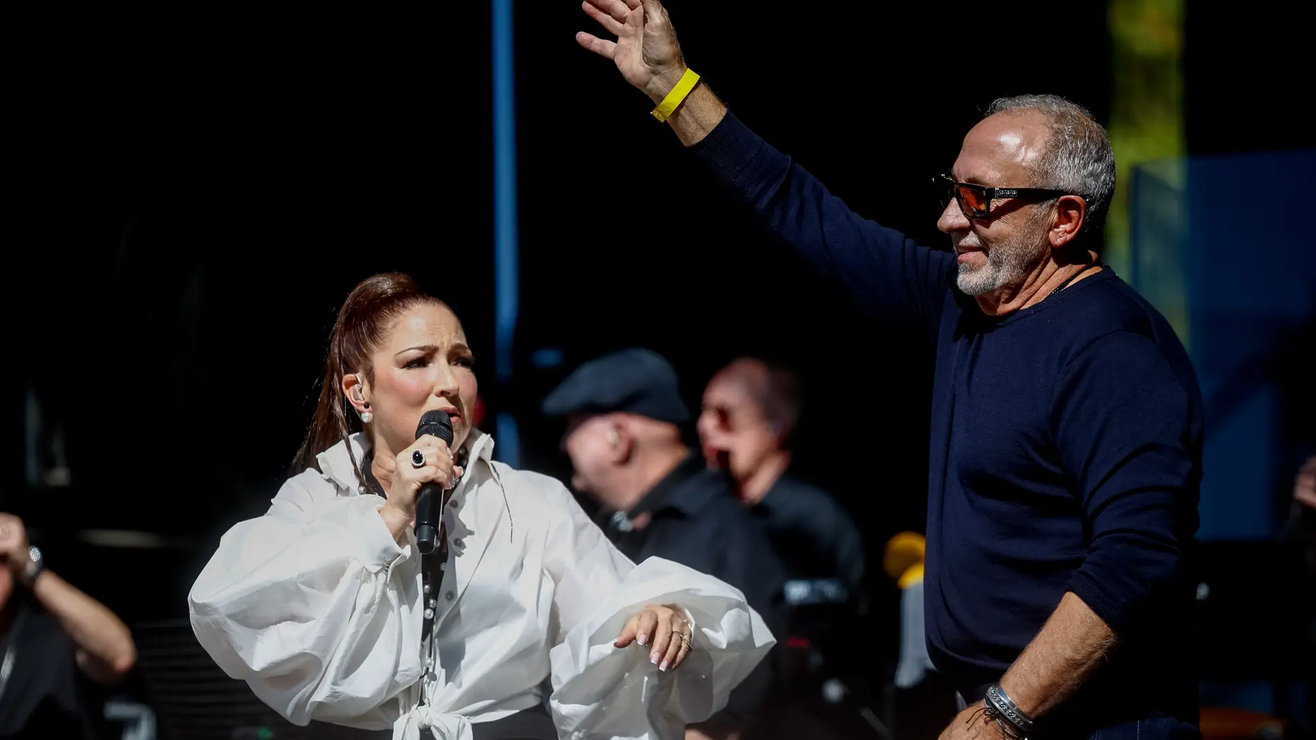 Gloria Estefan y su marido y productor musical Emilio Estefan durante el concierto en Madrid por la Hispanidad 2025 Gloria Estefan y su marido y productor musical Emilio Estefan durante el concierto en Madrid por la Hispanidad 2025