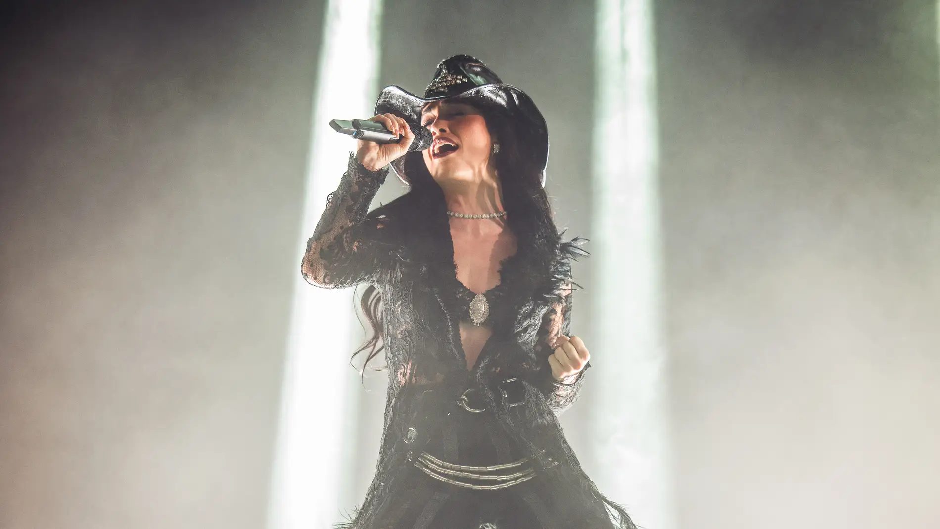 Lali durante su show en la Sala La Riviera de Madrid Lali durante su show en la Sala La Riviera de Madrid