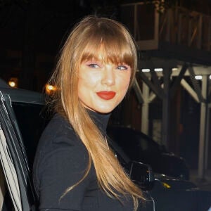 Taylor Swift dona por Navidad un millón de dólares para luchar contra el hambre Taylor Swift dona por Navidad un millón de dólares para luchar contra el hambre