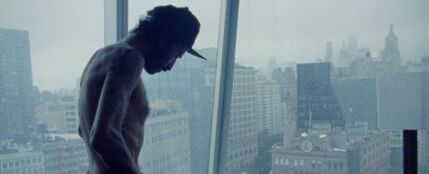 Leiva, en el videoclip de 'Hasta que me quede sin voz'