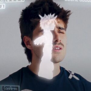 Martin en el videoclip de 'Nuevos recuerdos'