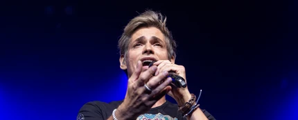 El artista Carlos Baute El artista Carlos Baute