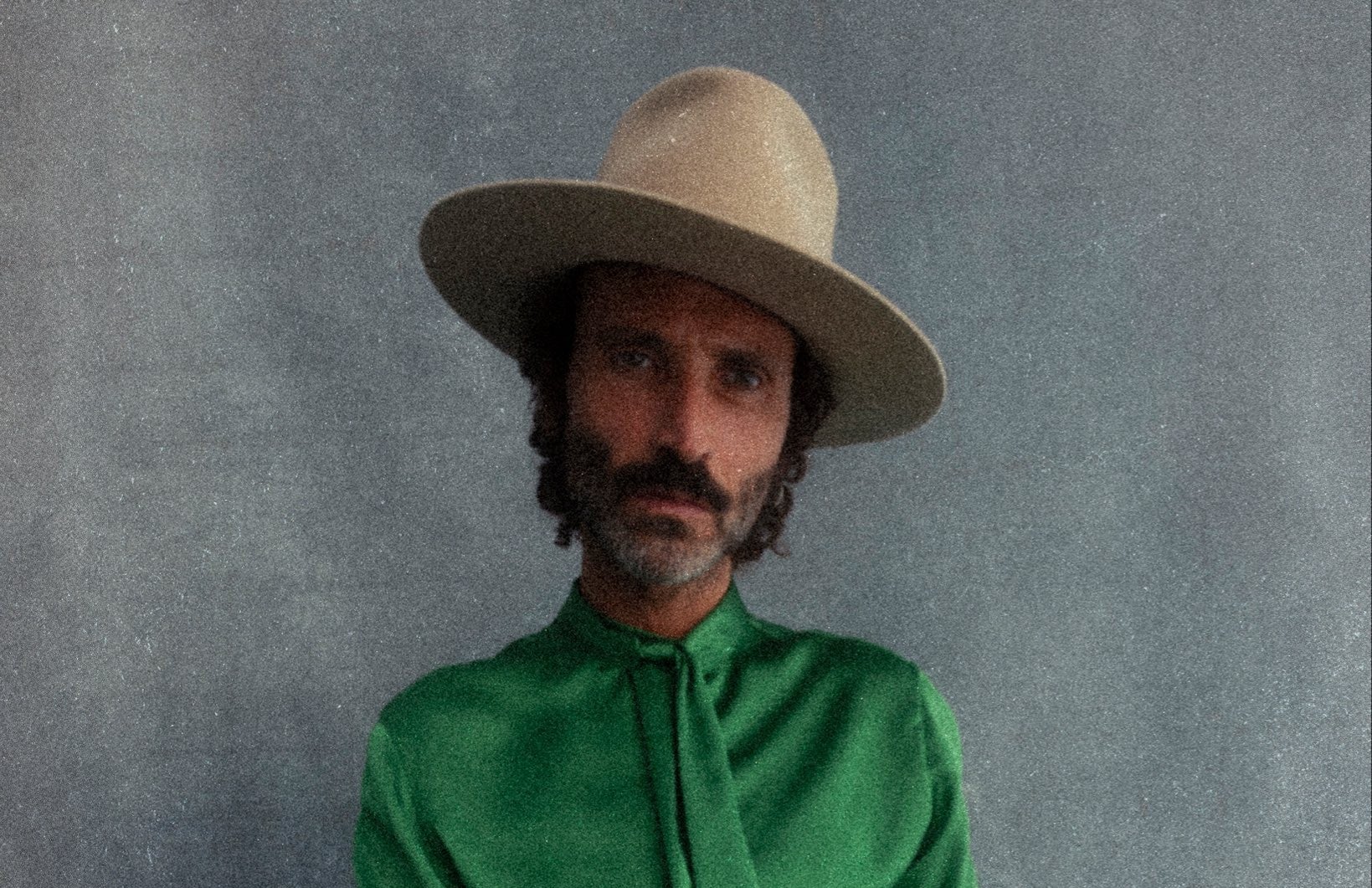 Cartel del 'Tour Gigante Fin de Gira España 2026' de Leiva Cartel del 'Tour Gigante Fin de Gira España 2026' de Leiva