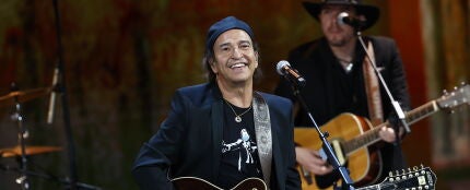 Los Secretos anuncia un "parón" de los escenarios