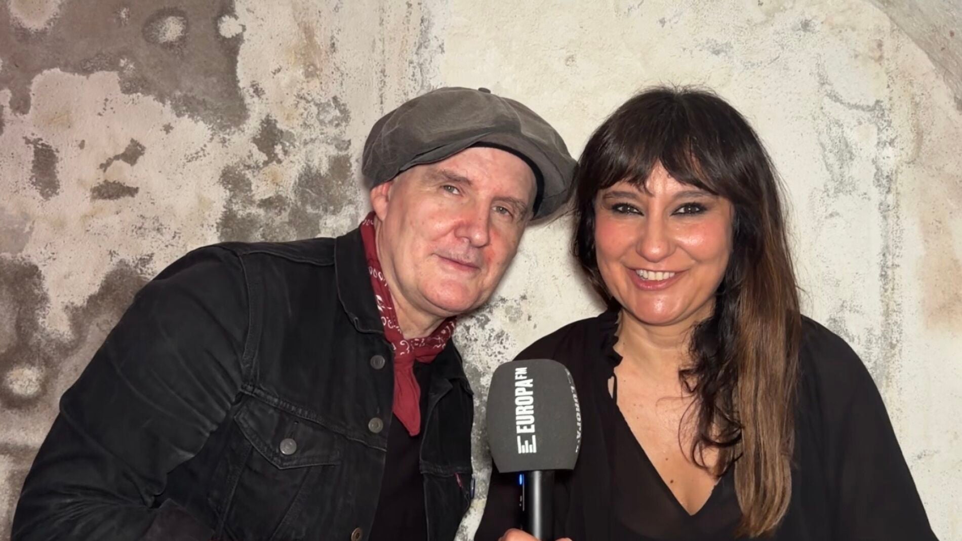 Juan Aguirre y Eva Amaral en Local de Ensayo Europa FM