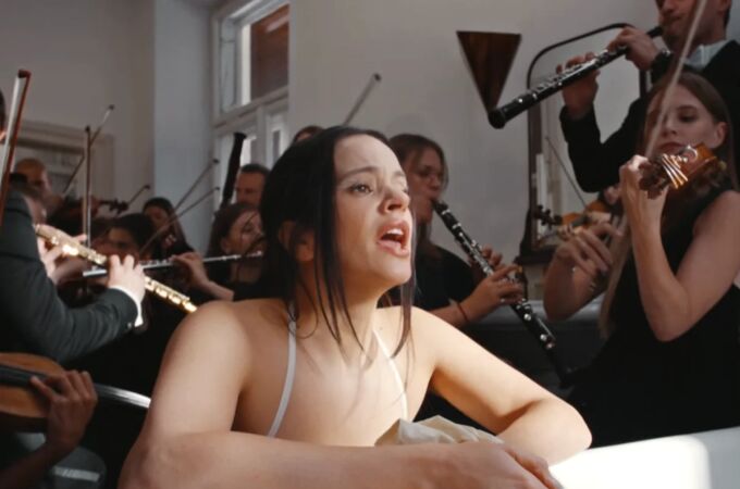 Rosalía en el videoclip de la canción 'Berghain'