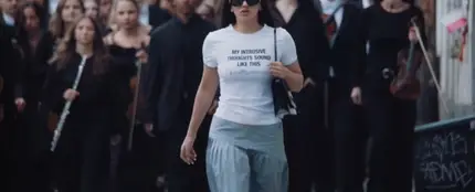 Rosalía en el adelanto de 'Berghain' para redes sociales Rosalía en el adelanto de 'Berghain' para redes sociales
