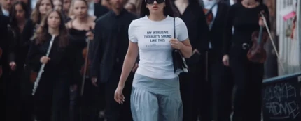 Rosalía en el adelanto de 'Berghain' para redes sociales Rosalía en el adelanto de 'Berghain' para redes sociales