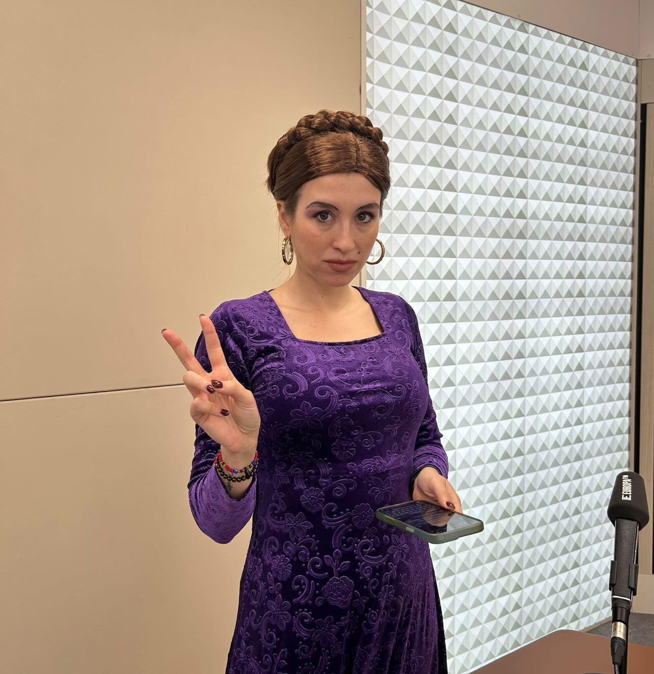 La canción de Eva Soriano para rendir homenaje al cine de terror