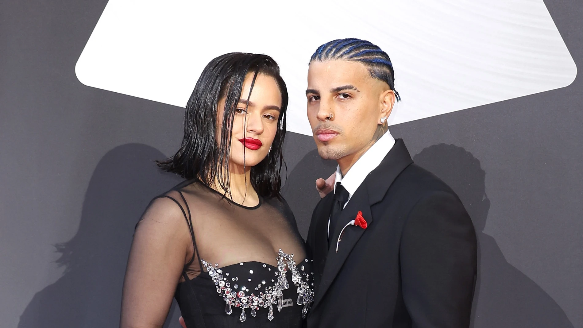 Rosalía y Rauw Alejandro en los Latin Grammy 2022 Rosalía y Rauw Alejandro en los Latin Grammy 2022
