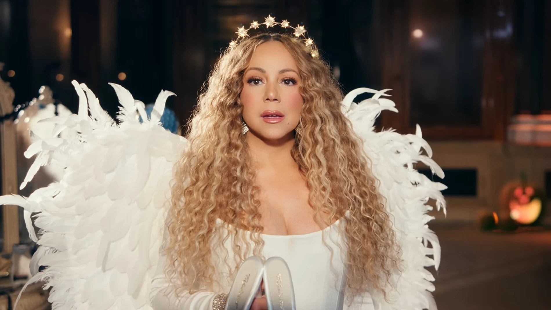 Mariah Carey inaugura la Navidad de 2025 Mariah Carey inaugura la Navidad de 2025